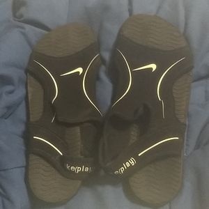 Nike play Sandals